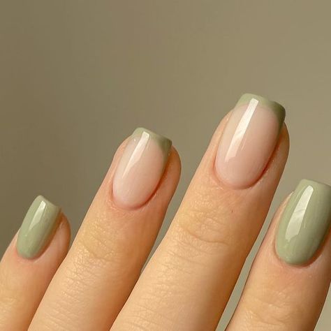 Green And Neutral Nails, Sage Nails Ideas, Sage Bridesmaid Nails, Nails Sage Green And White, Sage Green And Beige Nails, Sage Green And Orange Nails, Sage Pedicure, Sage Green Pedicure, Sage Green Toe Nails