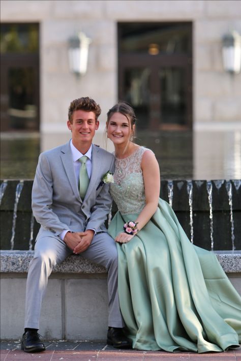 Sage Green Prom Outfits For Couples, Mint Prom Couple, Matching Prom Couples Green, Sage Green Prom Couple Outfit, Sage Prom Couple, Mint Green Prom Couple, Sage Green Couple Outfits, Light Green Prom Couple, Light Green Prom Dress Couple