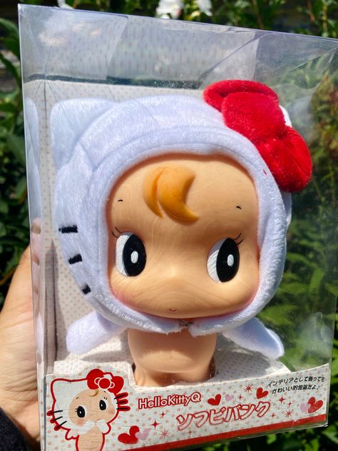 •Sanrio X Kewpie Coin Bank White Hello Kitty •Rare find •Collectible #sanrio #hellokittycollection #plush #plushies #rare #find #girly #shopping #shoppingonline #aesthetic #ebay #collection #collectibles #kitty #coin Kewpie Aesthetic, Japan Hello Kitty, Kewpie Art, White Hello Kitty, Sonny Angels, Ugly Dolls, Weird Gifts, Dope Makeup, Silly Things