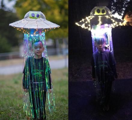 Alien Dog Costume, Ufo Costume, Alien Abduction Costume, Kids Alien Costume, Aliens Costume, Diy Alien, Alien Dog, Abducted By Aliens, Alien Halloween