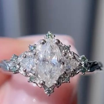 Uma | Engagement Rings on Instagram: "🧚🏻 Ethereal 🧚🏻" Ethereal Wedding Ring, Ethereal Engagement Ring, Fairytale Wedding Ring, Fairy Bride, Fairytale Engagement Rings, Pretty Wedding Rings, Dream Rings, Dream Wedding Ring, Pretty Engagement Rings