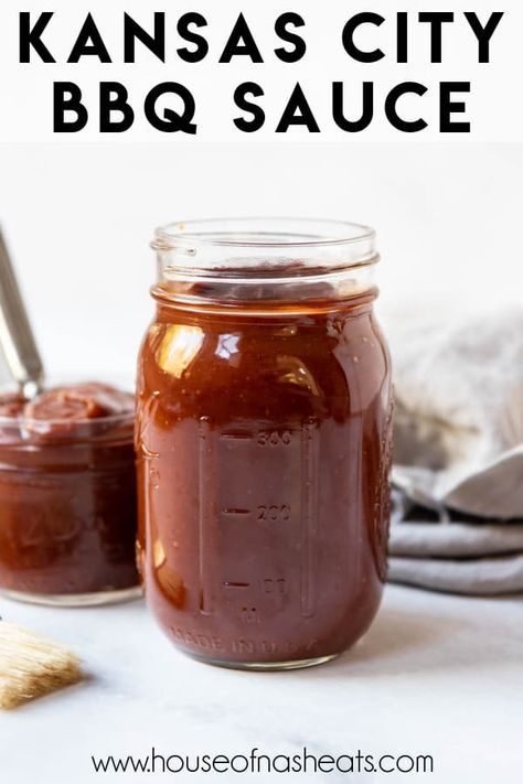 Kansas City BBQ Sauce is sweet, tangy, spicy, and so irresistible! It's perfect for last-minute mealtimes or to use as a marinade for your summer cookouts. #bbq #barbecue #sauce #kansascity #kcbbq #kansascitybbq #bbqsauce #barbecuesauce Bbq Sauce Homemade Easy, Homemade Bbq Sauce Recipe, Plats Healthy, Homemade Bbq Sauce, Barbecue Sauce Recipes, Homemade Barbecue Sauce, Gimme Some Oven, Bbq Sauces, Bbq Sauce Recipe