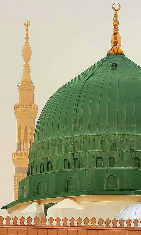 Naat Lyrics In Urdu, Muslim Photography, Medina Wallpaper, Naat Lyrics, Mecca Images, Khwaja Ji Pic, Madina Sharif, Makkah Madina, Muslim Culture