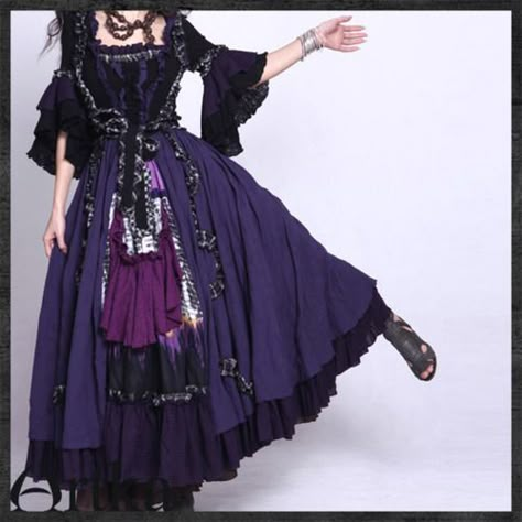 Fair Outfits, Fest Outfits, Witchy Fashion, Witch Outfit, Mori Girl, Costume Outfits, Fantasy Clothing, Coven, Fantasy Fashion