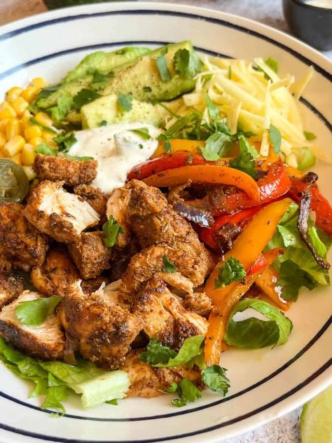 Chicken Fajita Salad, Fajita Spices, Greek Orzo Salad, Chicken Fajita Pasta, Mint Salad, Fajita Seasoning, Winner Winner Chicken Dinner, Chicken Spices, Chicken Fajitas