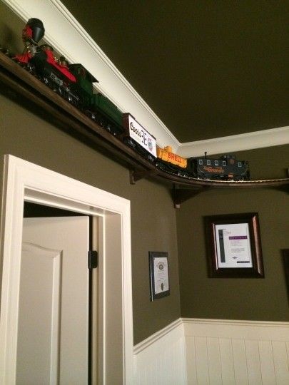 Ceiling Train, Boys Train Room, Lgb Trains, Ceiling Layout, Train Room Decor, Train Bedroom, Model Train Display, Train Kit, Train Decor