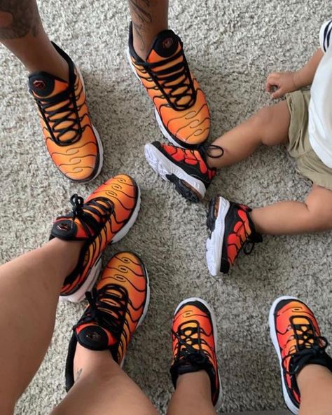 Nike Tn Shoes, Nike Airmax 98, Nike Baby Shoes, Nike Airmax Plus, Nike Tn, All Nike Shoes, Nike Air Max Tn, Nike Sneaker, Sneakers Addict