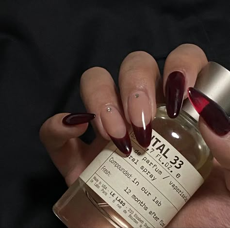 Minimalistic Fall Nails, Wine Nails, Bridesmaid Ideas, Goth Nails, Pretty Gel Nails, Pretty Hands, Minimalist Nails, Fire Nails, Dream Nails