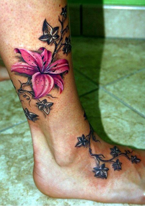 Lily and ivy Ivy Tattoo, Lily Tattoo, Tattoos And Piercings, I Tattoo, Cool Tattoos, Flower Tattoo, Tatting, Body Art, Ivy