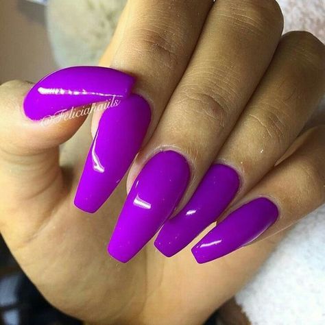 ✞THEmeanestWITCH✞ Purple Color Nails, Hump Nails, Neon Purple Color, Baddies Nails, Neon Purple Nails, Bio Sculpture Gel Nails, Purple Gel Nails, Sharp Nails, Curved Nails