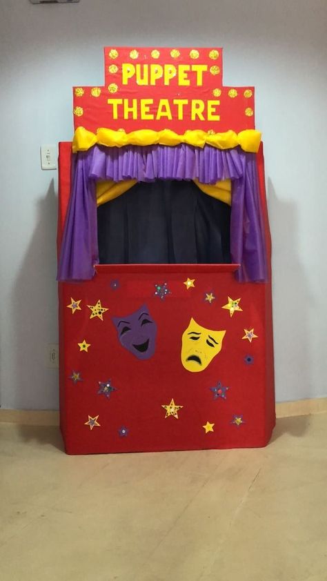 Puppet Show Stage, Kids Puppet Theater, Theatre Crafts, Preschool Door, Puppet Stage, Theatre Diy, Puppet Theaters, Scrapbook Planning, Puppets For Kids