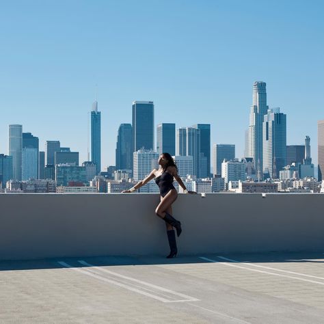 🌆 Photoshoot with a View of Los Angeles! 🌆 Want to capture unforgettable moments with incredible views of the heart of Los Angeles? 💫 I invite you to a unique rooftop photoshoot with a stunning view of Downtown’s majestic skyscrapers. Each photo here is filled with the atmosphere of the metropolis, romance, and urban energy! 💥 What to expect: — Panoramic views that will perfectly complement your look — A professional shoot with guidance on posing for the best shots — Great vibes and photos... Downtown Los Angeles Photoshoot, Downtown Houston Photoshoot, Houston Downtown Photography, Downtown Fresno Photography, Professional Shoot, Downtown Beautification, Rooftop Photoshoot, Best Shots, Metropolis