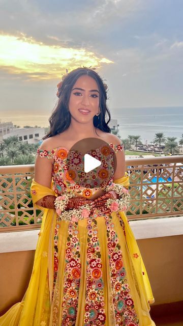 Haldi Makeup Look Simple, Haldi Makeup Look, Indian Bridal Makeup, Bridal Makeup Looks, Bridal Makeup Artist, Indian Bridal, Bridal Makeup, Makeup Artist, Wedding Inspo