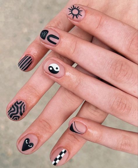 Gel Nails Men, Black And White Short Nails, Best Short Nail Designs, Men Nails, White Short Nails, Maquillage Yeux Cut Crease, Uñas Ideas, Mani Ideas, Minimal Nails Art