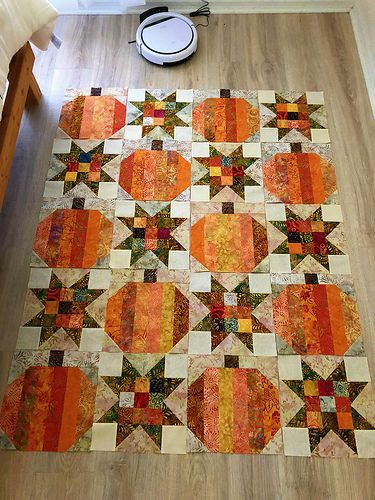 Seasonal Quilts Wall Hangings, Fall Quilt Wall Hanging Free Pattern, Fall Quilted Placemats Patterns Free, Fall Quilted Wall Hangings Free Pattern, Free Fall Quilt Block Patterns, Coffee Quilt Pattern, Free Mini Quilt Patterns Wall Hangings, 2023 Quilting Trends, Fall Table Runner Quilt Patterns