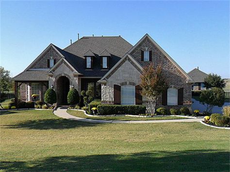 Real Estate Profile: McKinney Texas Suburban House, Sell Your House Fast, Home Inspector, Cabin In The Woods, Selling Your House, Home Inspection, Level Homes, House Goals, Big Houses