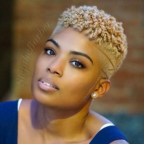 Chop Hairstyles, Low Cut Hairstyles, Blonde Natural Hair, Cabello Afro Natural, Short Hair Designs, Short Shaved Hairstyles, Shaved Hair Designs, Tapered Natural Hair, Natural Hair Cuts