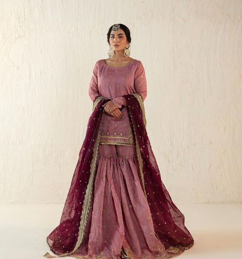 Wine Color Combinations Outfits, Outfit From Scratch Indian, Desi Ootd, Bridal Gharara, Gharara Designs, Bridal Suit, Simple Dress Casual, Desi Fits, Latest Bridal Dresses