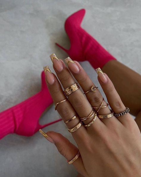 Nails With Gold Accents, Gold Tip Nails, Rave Nails, Gold Accent Nail, Ballerina Nails Designs, Birthday Nail Designs, Nails With Gold, Tapered Square Nails, Nails Gold