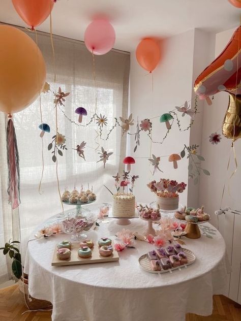 Diy Fairy Birthday Party, Fairy Garden 2nd Birthday, Fairy Dress Up Party, Fairy Theme Food Ideas, Inside Party Ideas, Fairy Birthday Dessert Table, Fairy Treat Table, Fairy Birthday Table Decor, Fairy First Birthday Table Decor