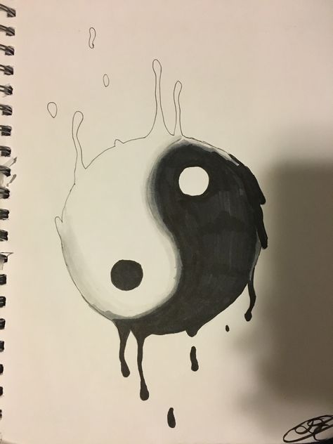 Yin Yang Tattoo Design Unique, Yin Yang Drawing Ideas, Ying Yang Drawing Ideas, Yin And Yang Drawing, Ying Yang Drawing, Yin Yang Drawing, Ying Yang Art, Graffiti Drawings, Drawing Model