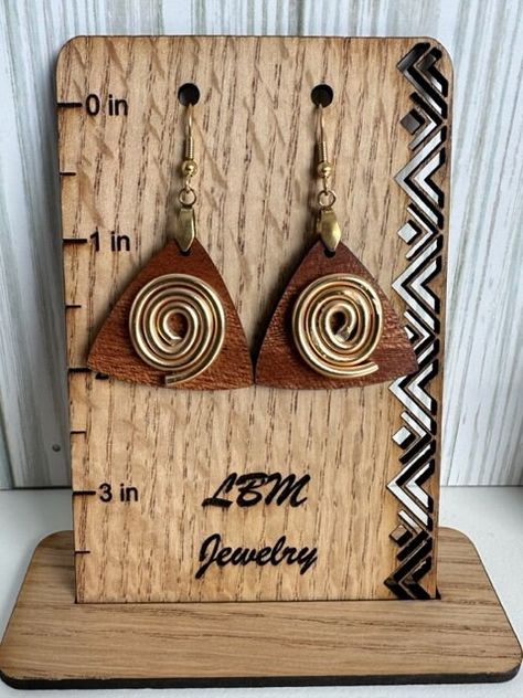 Diy Statement Earrings, African Inspired Accessories, Colonial Chic, African Inspired Jewelry, Afrocentric Jewelry, Africa Earrings, Wood Jewelery, Candle Crafts, Candle Crafts Diy