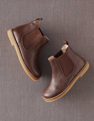 Brown Leather Chelsea Boots, Shoes For Children, Baby Boy Style, Brown Chelsea Boots, Botas Chelsea, Kid Fashion, Baby Boots, Boys Boots