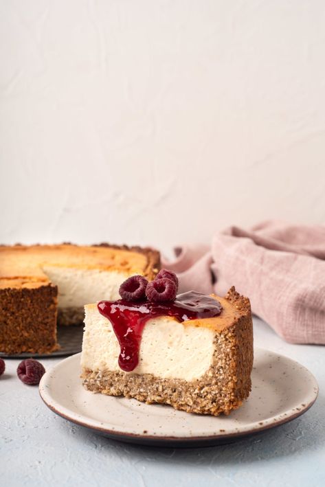 Can You Believe This Cheesecake Is Made With Tofu?! - Blogilates Tofu Cheesecake Recipe, Vegan Cheesecake Tofu, Tofu Dessert Recipes, Vegan Tofu Cheesecake, Tofu Cake, Tofu Cheesecake, Tofu Dessert, Healthy Pumpkin Spice Latte, Cheesecake Vegan