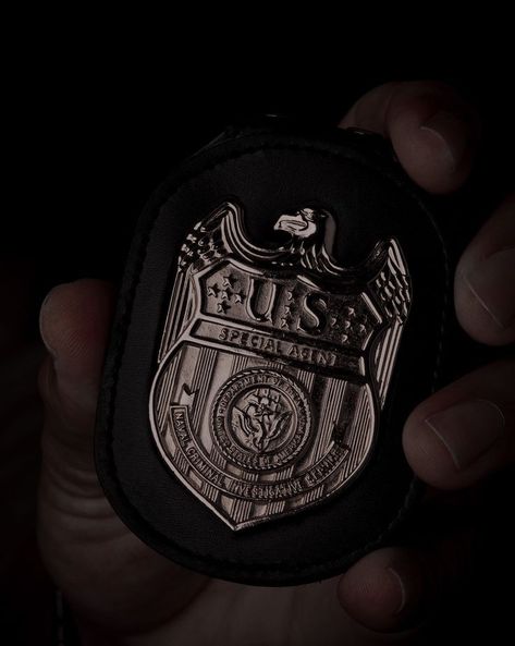 the maddest obsession Timothy Mcgee, Leroy Jethro Gibbs, Behavioral Analysis Unit, Detective Aesthetic, Ncis New, Steve Mcgarrett, Chris O’donnell, Police Badge, Ncis Los