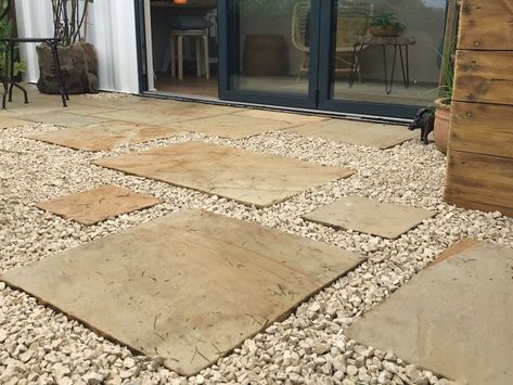 Gravel Gardens, Gravel Driveways, Mediterranean Gardens, Garden Ground, Decorative Aggregates, Cotswold Stone, Decorative Gravel, Pathway Landscaping, Garden Retreat