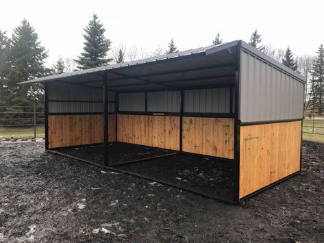 100% steel design Fully Assembled Portable ALL MAJOR CREDIT CARDS ACCEPTED-FINANCING AVAILABLE Pasture Shelter, Horse Shelters, Paddock Trail, Horse Pasture, Horse Shed, Livestock Shelter, Horse Farm Ideas, Diy Horse Barn, Loafing Shed