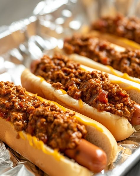 Hands down, when it comes to game days, my hubby won't eat anything else! Crockpot Hot Dog Chili, Hot Dog Chili Sauce Recipe, Hot Dog Sauce Recipe, Hotdog Chili Recipe, Coney Sauce, Hot Dog Chili Sauce, Hot Dog Sauce, Grilling Hot Dogs, Chili Sauce Recipe