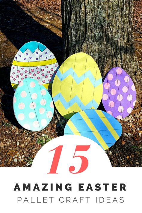 Easter Family Photos, Easter Yard Art, Easter Yard Decorations, Pallet Craft, Oster Dekor, Easter Craft Ideas, Diy Osterschmuck, Easter Outdoor, Easter Wood Crafts