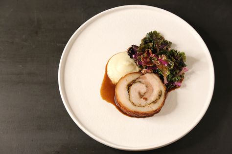 Porchetta with Jerusalem Artichoke Puree, Kalette Salad and Jus Artichoke Puree, Football Lunch, Porchetta Recipe, Porchetta Recipes, Gastronomic Food, Sweet Chili Sauce Recipe, Sous Vide Pork, Bar Snacks, Honey Mustard Dressing