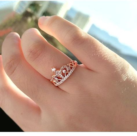 Pave Setting Engagement Ring, Crown Rings, خواتم خطوبة, Setting Engagement Ring, Crown Ring Princess, Engagement Rings Princess, Fashion Queen, Fashion Curvy, Princess Ring