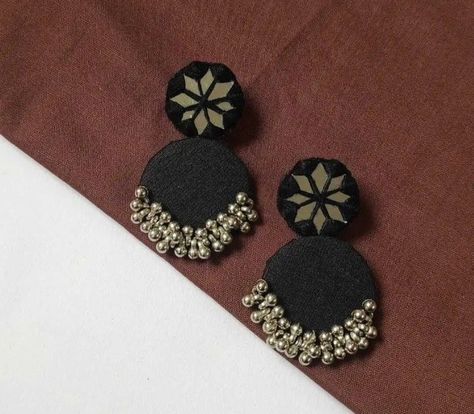 Diy Black Earrings, Diy Earrings Materials, Earrings Diy Handmade, Diy Jewelry Set, Paper Quilling Earrings, Diy Fabric Jewellery, Diy Wire Earrings, Paper Quilling Jewelry, Fancy Jewellery Designs