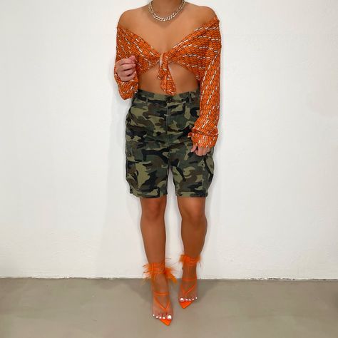 Happy Saturday! New items available now @triceboutique 🧡. . #tricebabes #orangeheels #featherheels #camoshorts #camo #cargoshorts #orangetop #printonprint #outfitinspo #lookoftheday #weekendstyle #celebstyle Cargo Shorts Outfit, Feather Heels, Orange Heels, Camo Shorts, Orange Top, Weekend Style, Happy Saturday, Cargo Shorts, Short Outfits