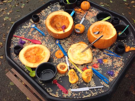 Exploring pumpkins with different tools by @shawbo Pumpkin Messy Play, Eyfs Pumpkin Activities, Halloween Continuous Provision, Halloween Tough Tray Ideas, Halloween Early Years, Pumpkin Eyfs Activities, Pumpkin Tuff Tray Ideas, Autumn Continuous Provision, Pumpkin Tuff Tray