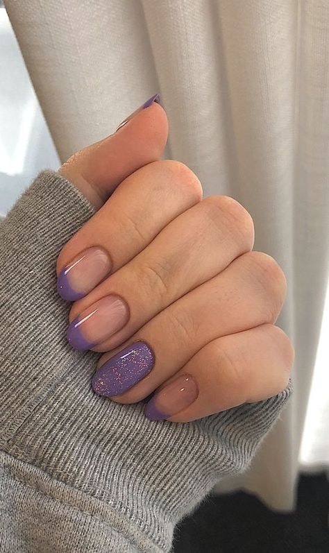 Light Purple Nails, Confetti Nails, Ombre Nails Glitter, Purple Nail, Crystal Nails, Chic Nails, Short Acrylic Nails, Purple Nails, Rhinestone Nails