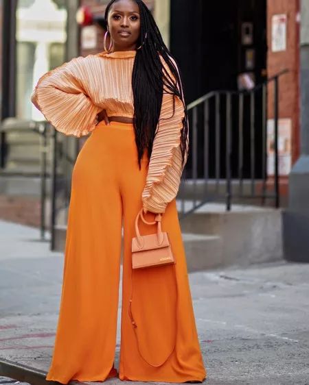 Monochrome Outfit Casual, Orange Monochromatic, Modest Classy Outfits, Tiki Fashion, Plain Jumpsuits, Stylish Office Wear, Classy Dresses, Pants Collection, Monochromatic Outfit