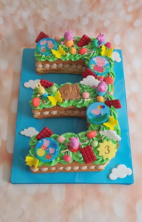 Number 3 Peppa Pig Cake, Peppa Pig Number Cake, Peppa Pig Cupcake Cake, Peppa Pig Birthday Cake, Peppa Party, Pig Birthday Cakes, Cake Pulls, Cupcakes For Boys, Peppa Pig Cake