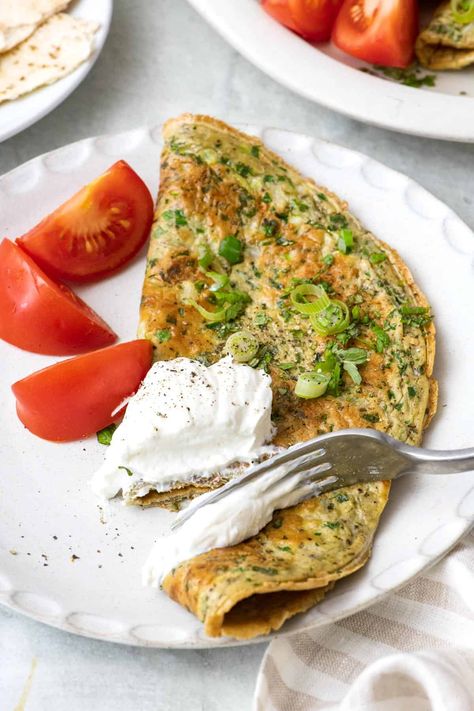 Lebanese Omelette {Authentic Ejjeh Recipe} - FeelGoodFoodie Ejjeh Recipe, Lebanese Omelette, Seven Spices Recipe, Healthy Lebanese Recipes, Meatless Mains, Lebanese Food, Healthy Mexican, Eastern Cuisine, Lebanese Recipes