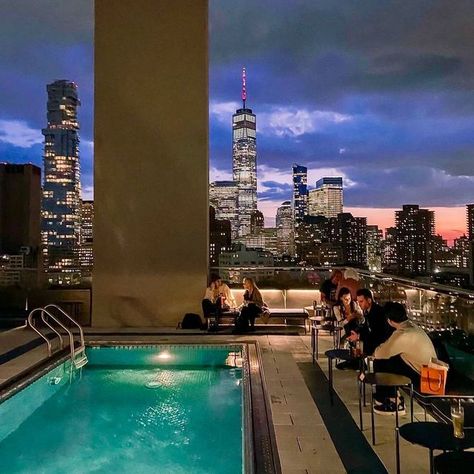 Amex Gold Card, Rooftop Bars Nyc, Ny Restaurants, Nyc Rooftop, Nyc Bars, Nyc Food, Nyc Restaurants, Rooftop Bar, Tag Someone Who