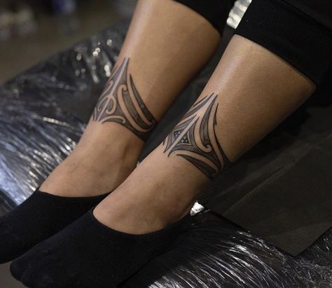 Maori Ankle Tattoo For Women, Tamoko Women, Tamoko Maori Design Women, Maori Tamoko Ankle, Ta Moko Tattoo For Men, Ta Moko Women Ankle, Tamoko Women Maori Tattoos, Ankle Cuff Tattoo, Ta Moko Women Arm