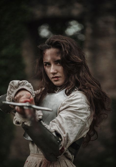 #ladyknight #knight #knightcore #sword #fakeblood #booktok #fantasy #fantasyphotography #armour #castle #ruins Cinematic Photos, Legend Stories, Medieval Woman, Sketch Poses, Fearless Women, Medieval Life, Female Knight, Medieval Fashion, Body Reference