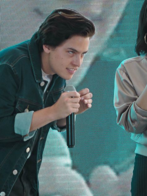 Funny Cole Sprouse, Cole Sprouse Funny, Cole Spouse, Human Diary, Cole Sprouse Jughead, Cole M Sprouse, Riverdale Cole Sprouse, Bughead Riverdale, Dylan And Cole