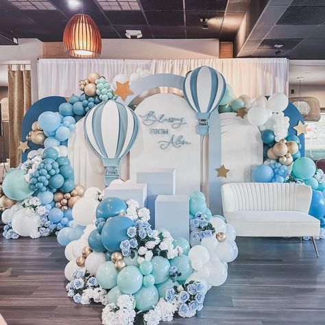 BALLOONS & RENTALS | Event Designer (@thesimpleluxeevents) • Instagram photos and videos Baby Boy Birthday Decoration, Cloud Baby Shower Theme, Boy Baby Shower Centerpieces, Baby Boy Decorations, Baby Birthday Invitations, Baby Birthday Decorations, Adventure Baby Shower, Baby Shower Theme Decorations, Elegant Baby Shower