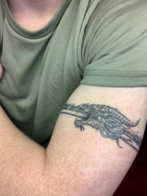 Jormungandr Tattoo, Roman Tattoo, Armband Tattoo Design, Forarm Tattoos, Arm Band Tattoo, Dragon Bracelet, Weird Tattoos, Tattoo Bracelet, Band Tattoo