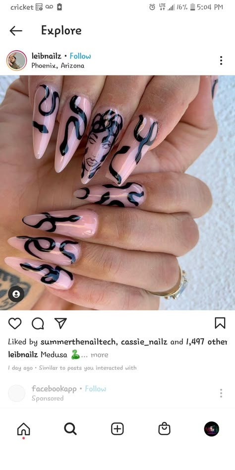 Medusa Nails Art, Medusa Nail Design, Snake Nail Art Design, Medusa Nail Art, Medusa Nails, Snake Nails Designs, Em Nails, Acrylic Nails Stiletto, Grey Nail Designs