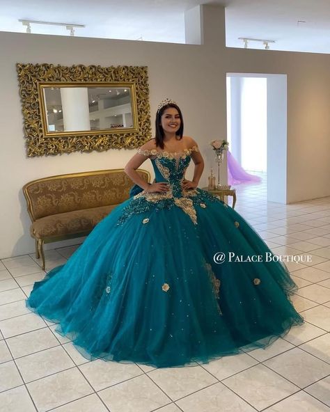 Torquise Quince Dresses, Teal And Gold Quinceanera Dresses, Aladdin Quinceanera Theme Dress, Dark Teal Quinceanera Dresses, Jasmine Themed Quinceanera, Princess Jasmine Quinceanera Theme, Aladdin Sweet 16, Teal Quinceanera Theme, Teal Quince Dress